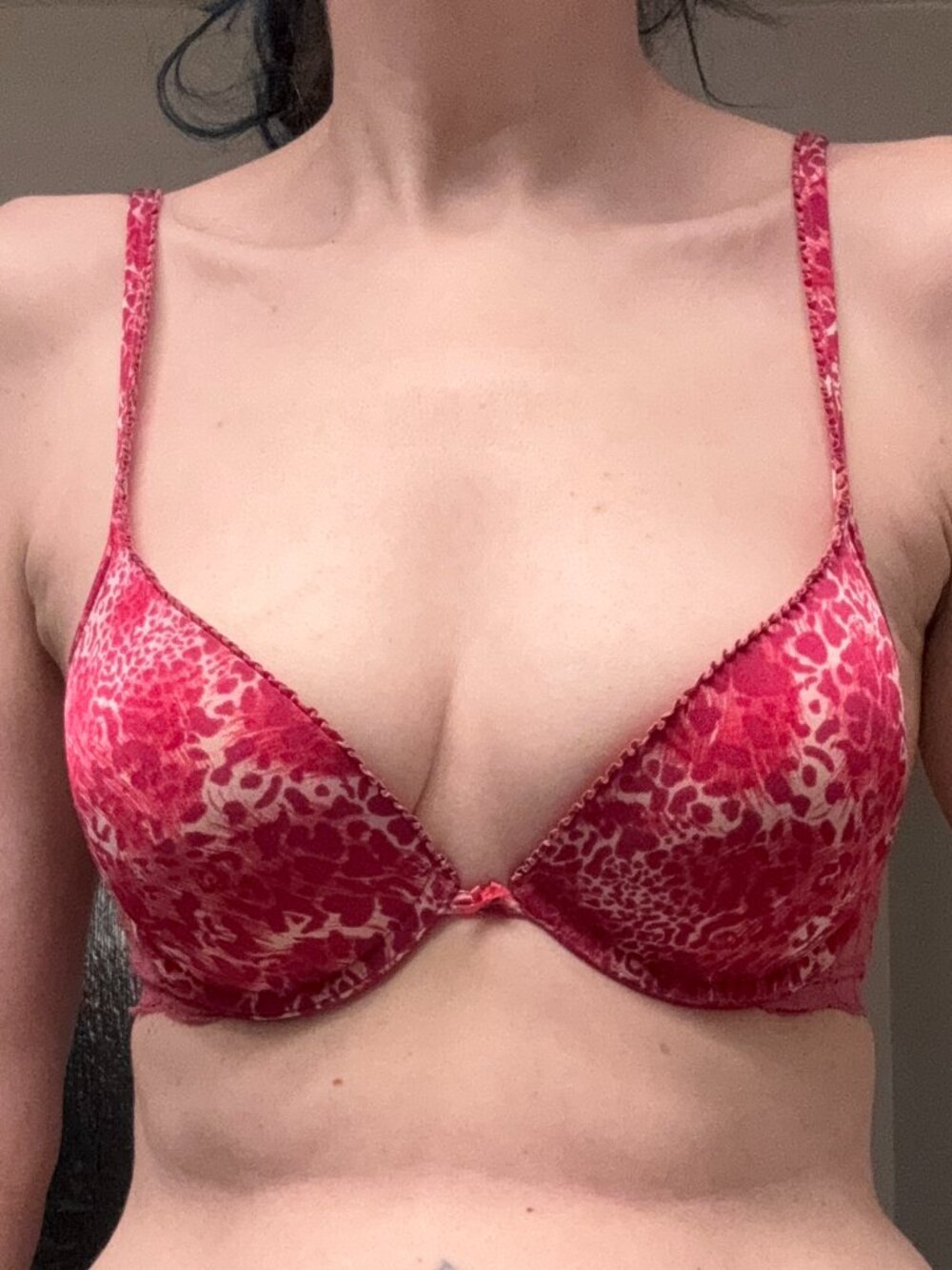 Pink Victoria Secrets Sexy Little Things Bra Size 34B